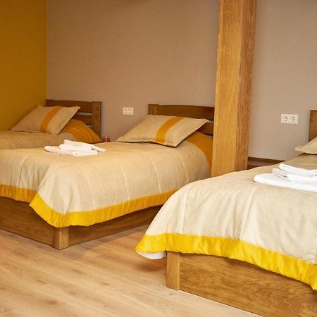 Східний Hotell Berezhany Exteriör bild