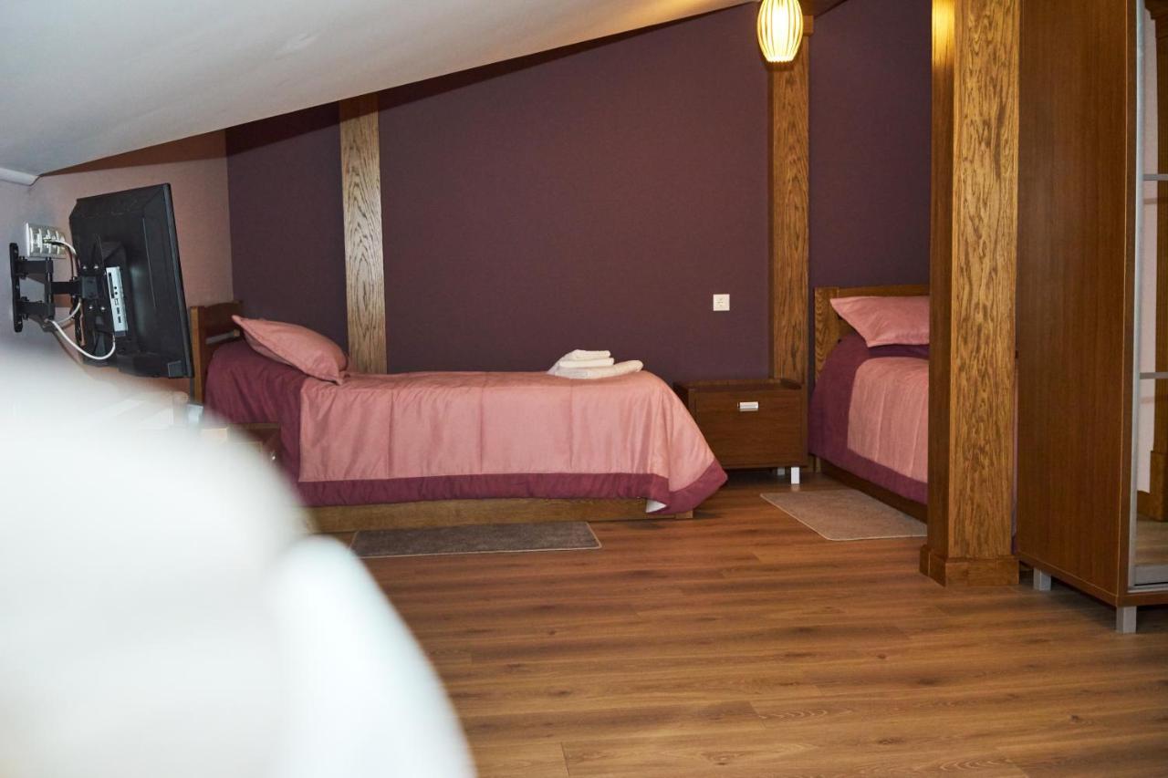 Східний Hotell Berezhany Exteriör bild