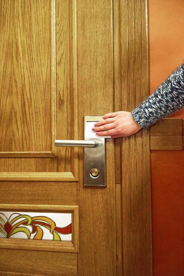 Східний Hotell Berezhany Exteriör bild