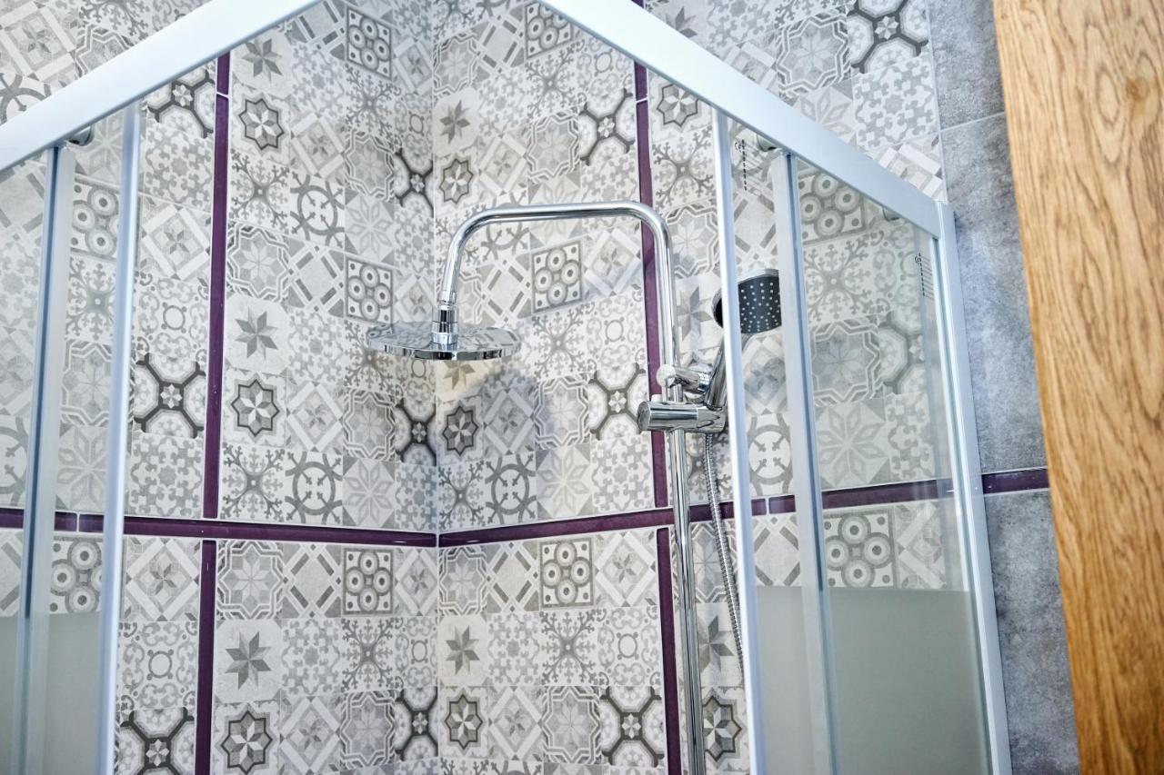 Східний Hotell Berezhany Exteriör bild