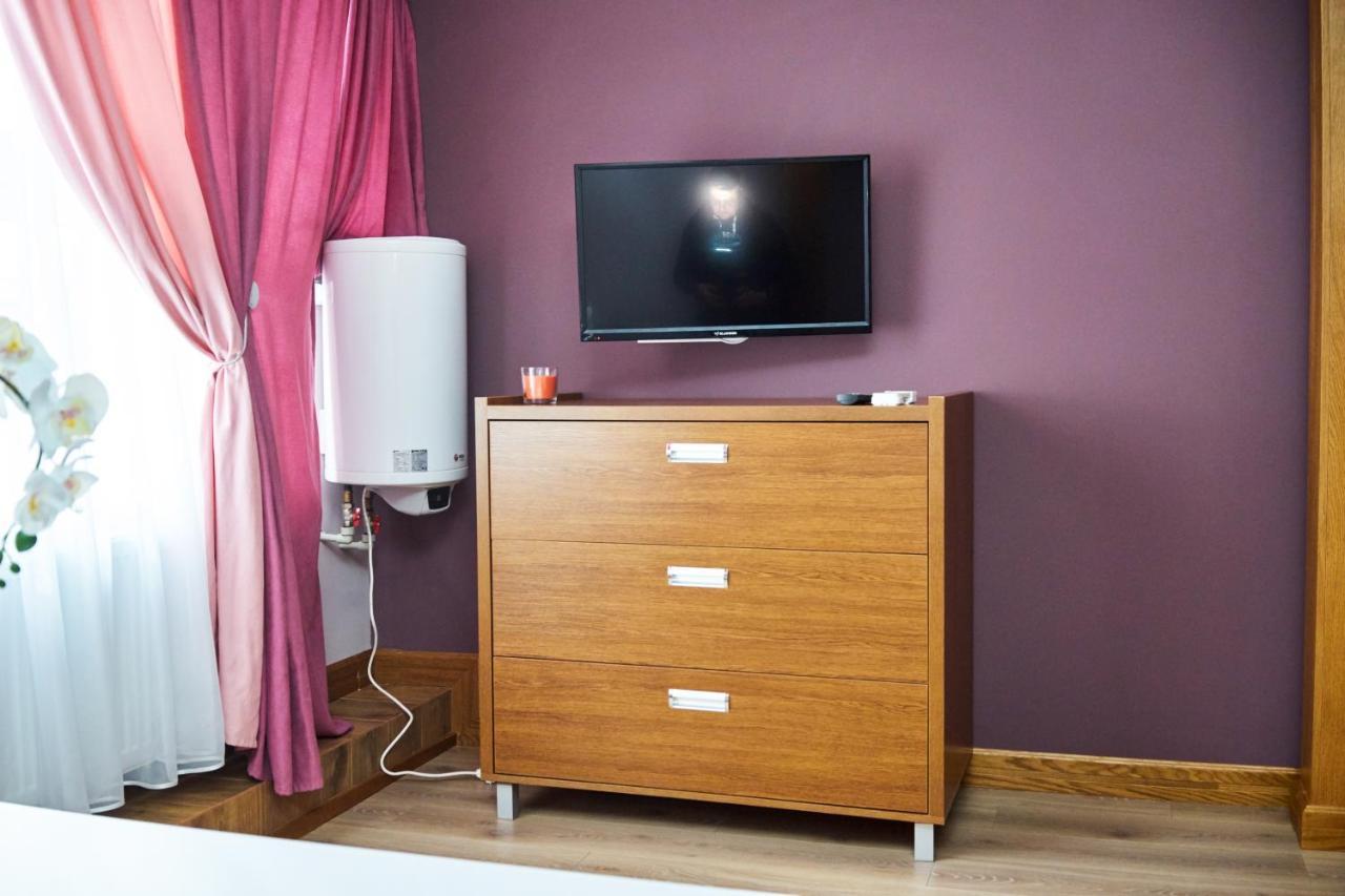 Східний Hotell Berezhany Exteriör bild